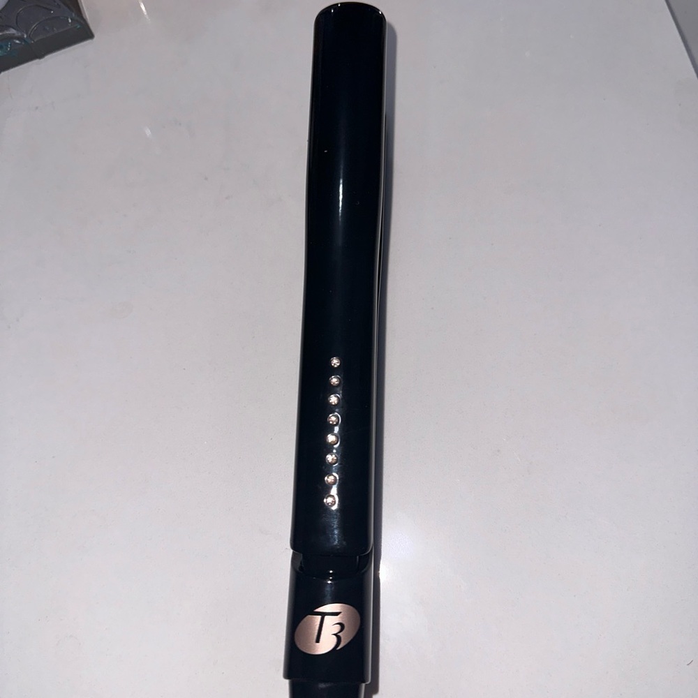 SinglePass Straightening & Styling Iron - 1"
T3
